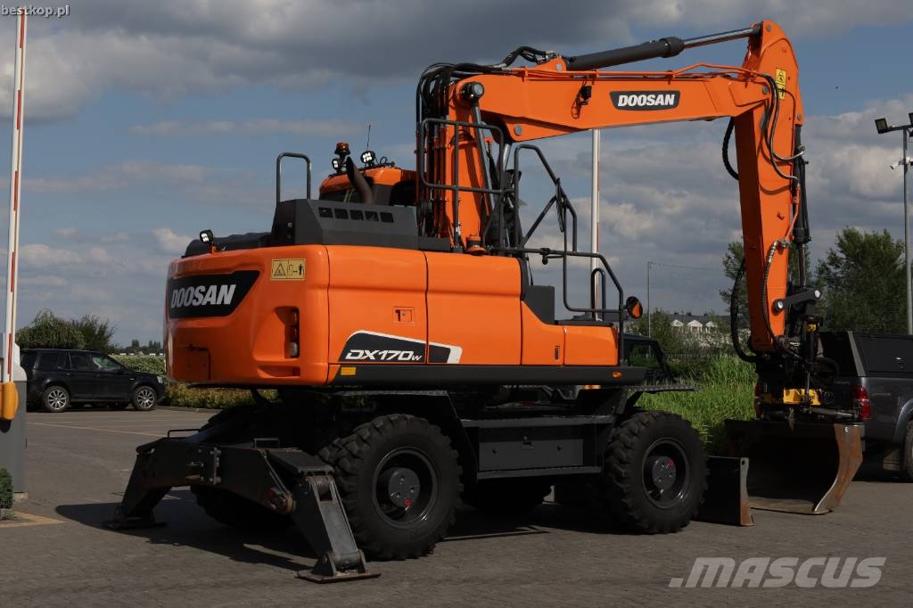 Doosan DX 170 W-5 Wielgraafmachines