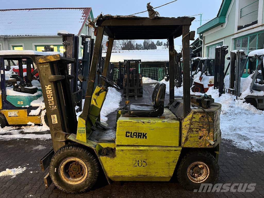 Clark GPM25N V-4277 INW Газовые погрузчики