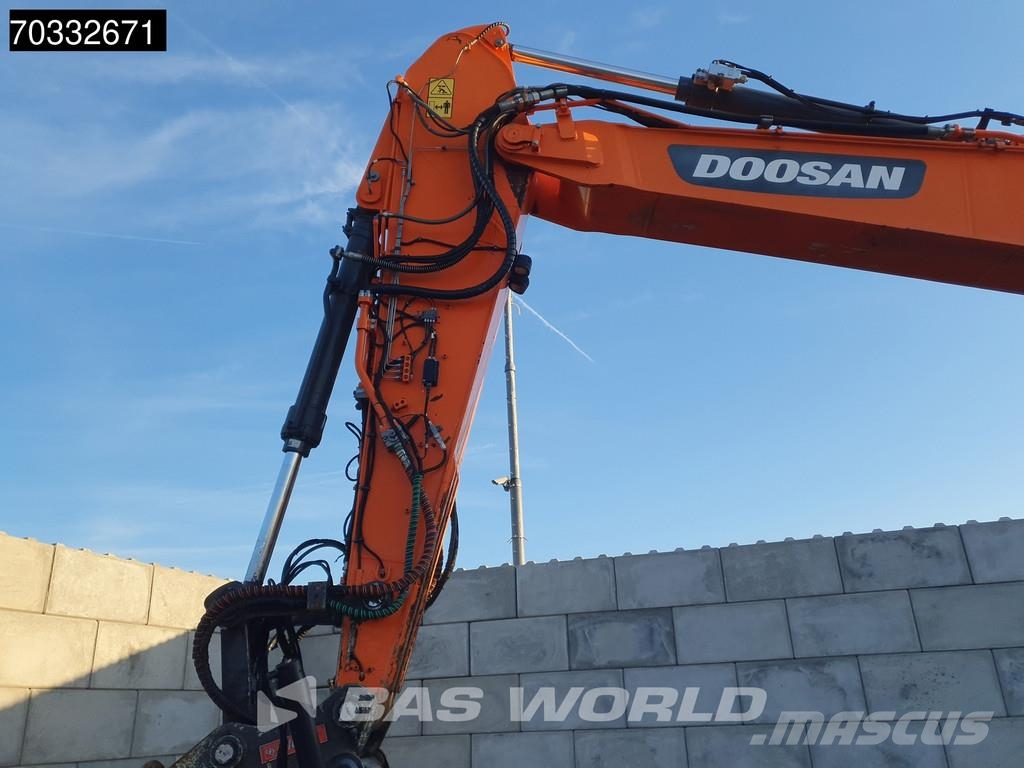 Doosan DX300 LC-5 GPS - Tiltrotator Gravemaskiner på larvebånd