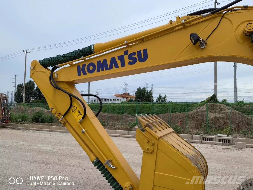 Komatsu PC130 Paletli ekskavatörler