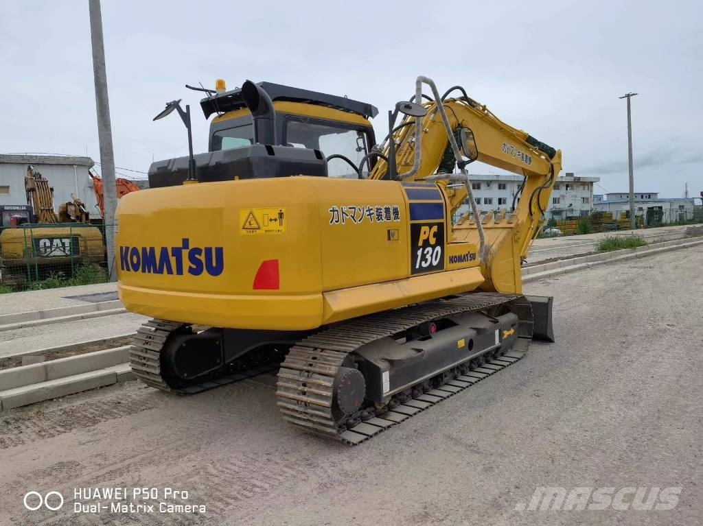 Komatsu PC130 Paletli ekskavatörler