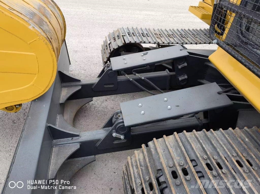 Komatsu PC130 Paletli ekskavatörler