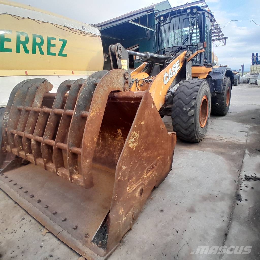 CASE 721 g xr لوادر بعجل