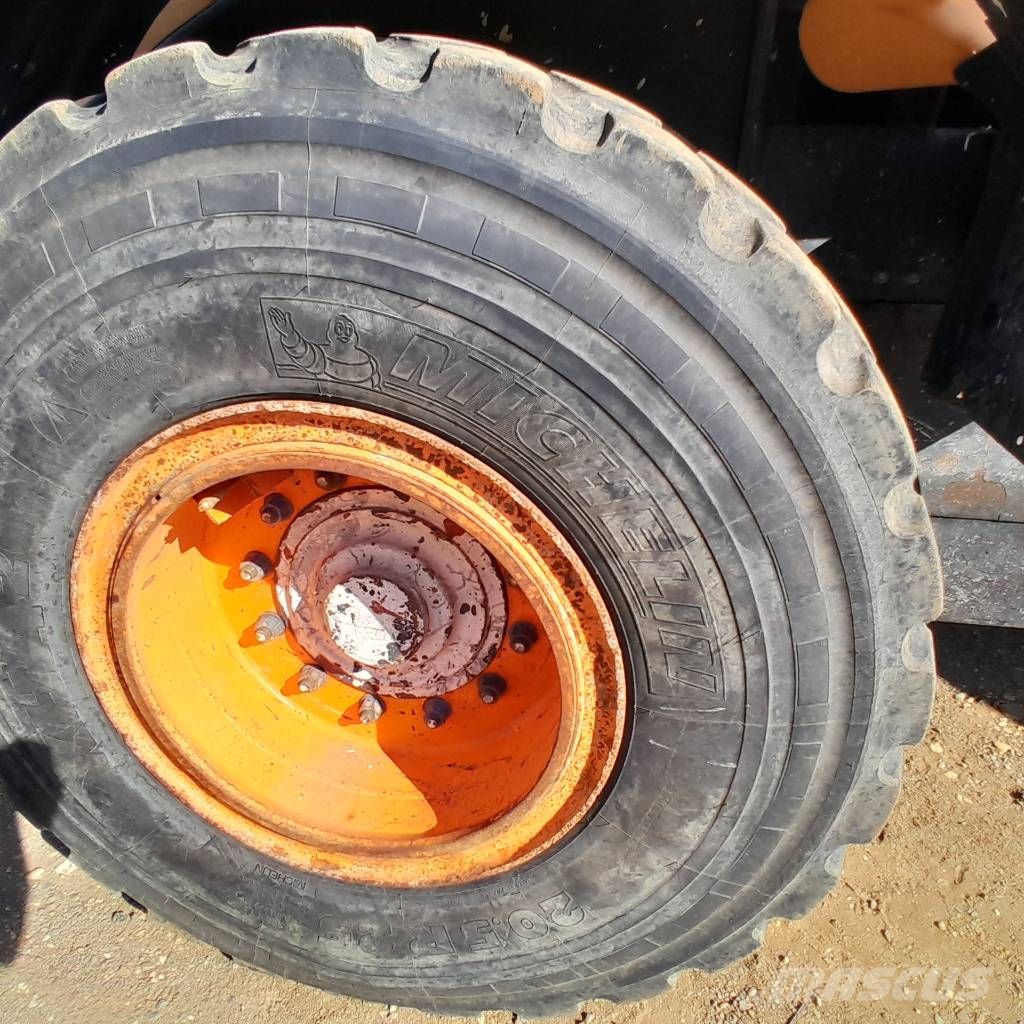 CASE 721 g xr لوادر بعجل