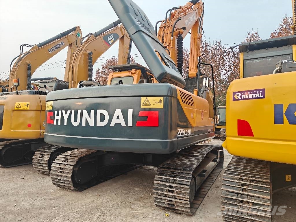 Hyundai 225LC—9T Bageri guseničari