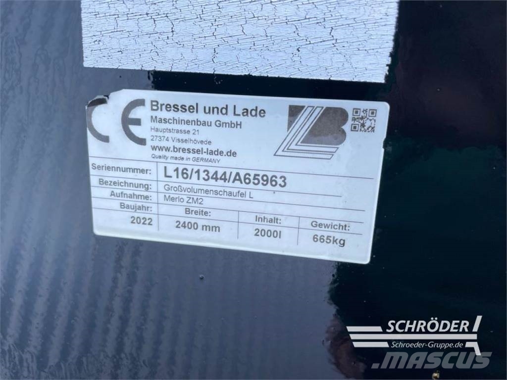 Bressel GROßVOLUMENSCHAUFEL 2,40 M MERLO ZM2 Forquilhas