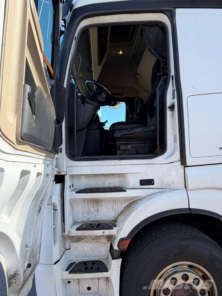 Mercedes-Benz ACTROS 2545 Serie 4961 Furgons