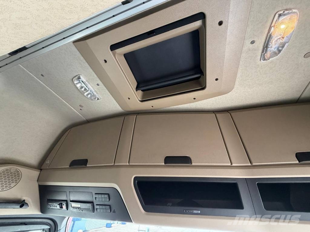 Mercedes-Benz ACTROS 2545 Serie 4961 Furgons