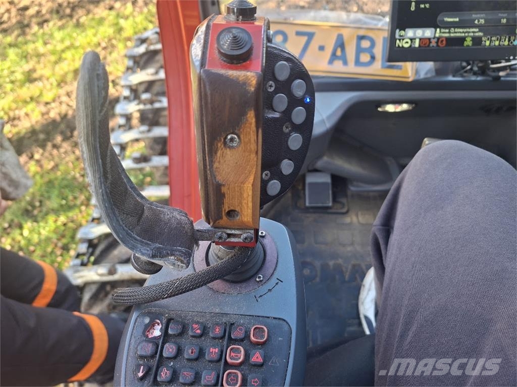 Komatsu XH911-6 Харвестери