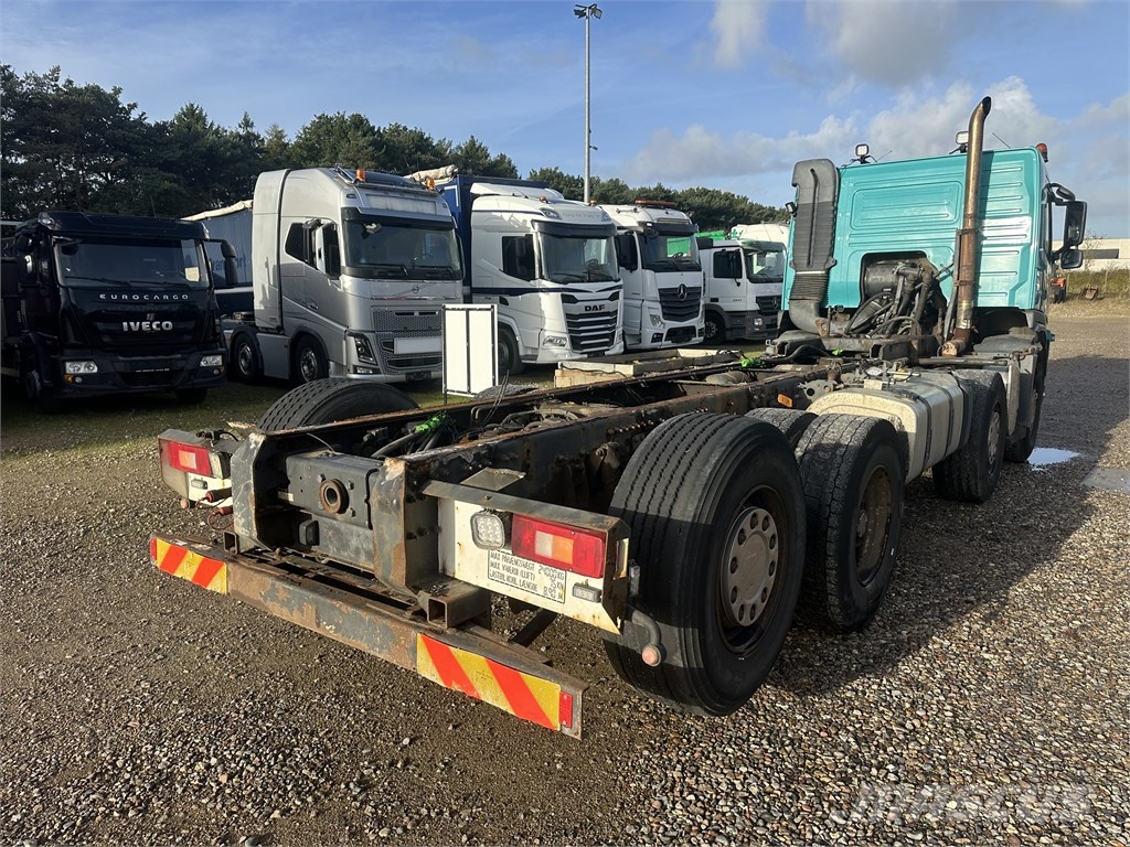 Volvo FM 460 8x2*6 //CHASSI// 商用底盤車