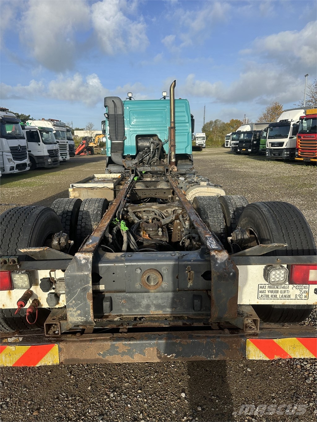 Volvo FM 460 8x2*6 //CHASSI// 商用底盤車
