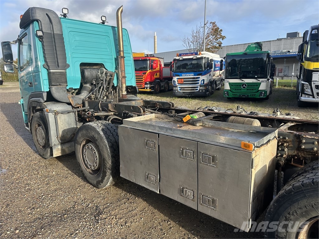 Volvo FM 460 8x2*6 //CHASSI// 商用底盤車