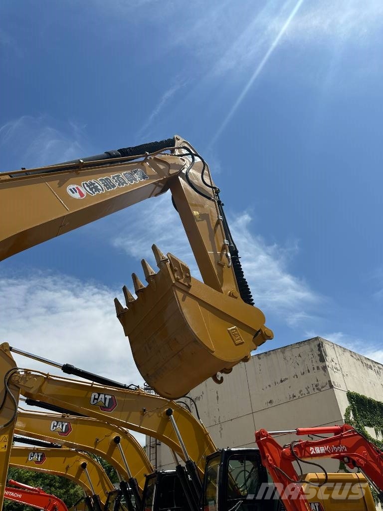CAT 320D2L Vidēja lieluma ekskavatori 7 t - 12 t