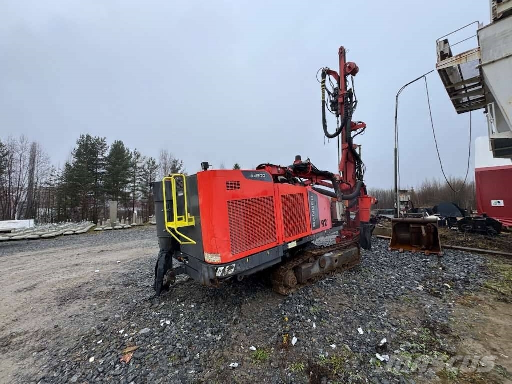 Sandvik DX800 Avolouhintaporauslaitteet