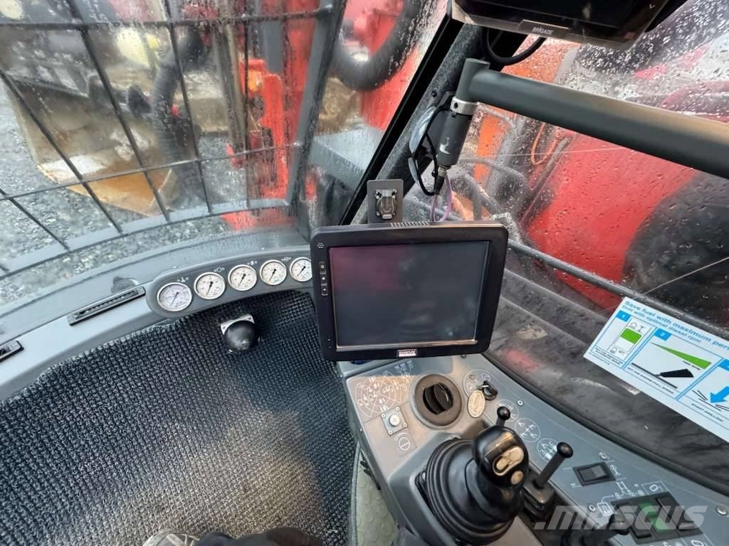 Sandvik DX800 Avolouhintaporauslaitteet