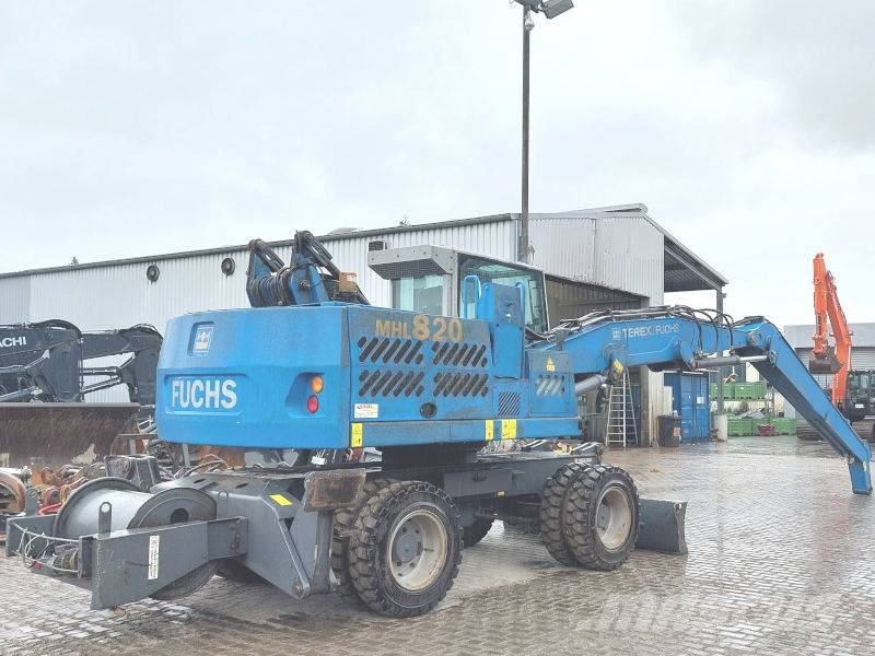 Fuchs MHL 820 D Elektro Waste / industry handlers