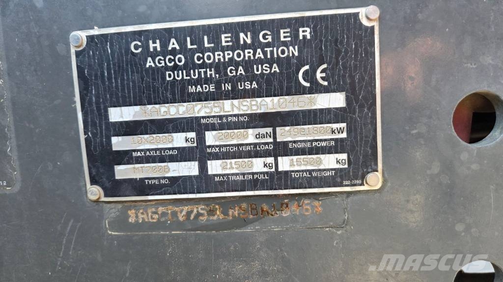 CAT Challenger  MT 755 B الجرارات