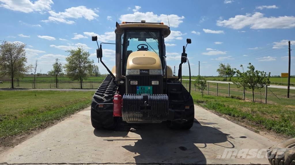 CAT Challenger  MT 755 B الجرارات