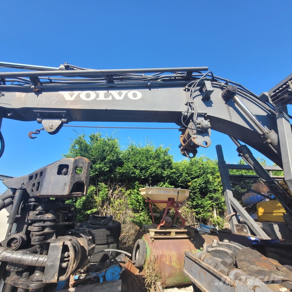 Volvo EW 180 Колёсные экскаваторы