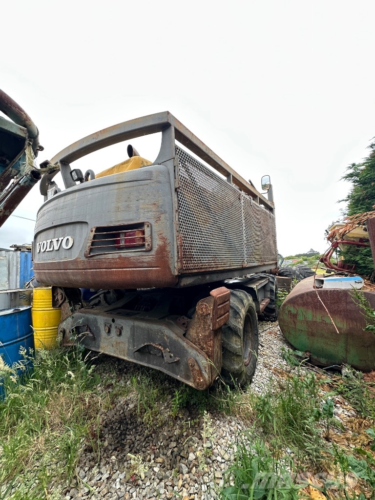 Volvo EW 180 Колёсные экскаваторы