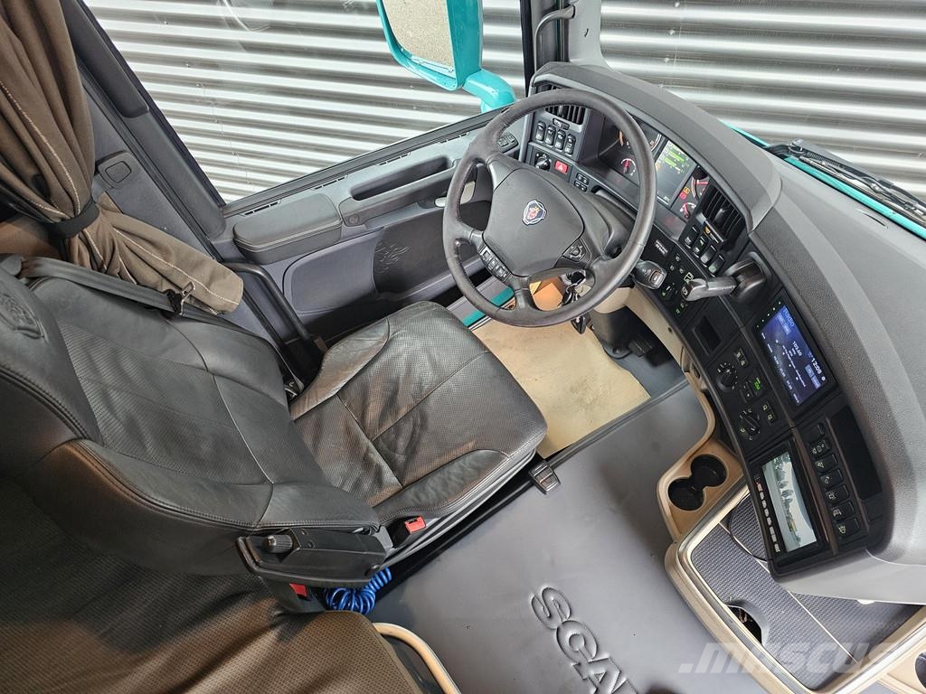 Scania R450 8x2 / HMF 60TM / CRANE / KRAN Nosturiautot