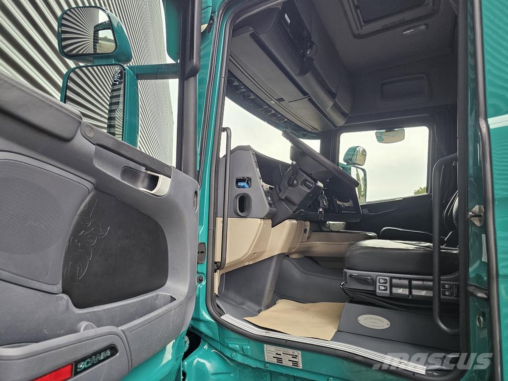 Scania R450 8x2 / HMF 60TM / CRANE / KRAN Nosturiautot