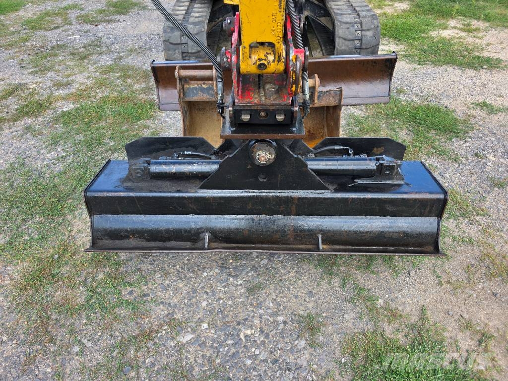 CAT 305.5 E CR Mini excavators < 7t