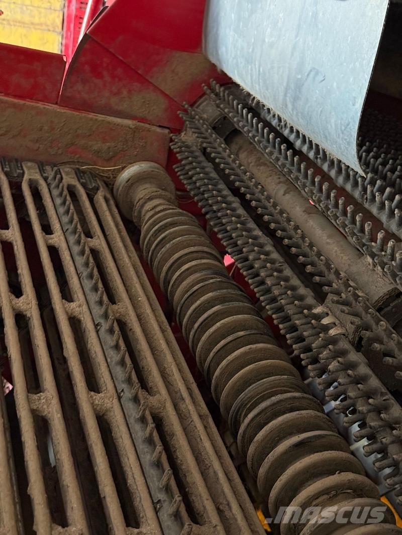 Grimme Evo 280 Bulb harvesters