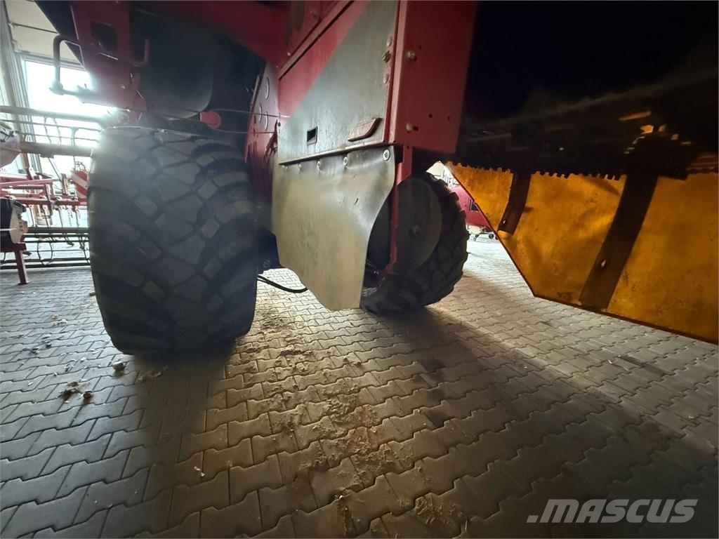 Grimme Evo 280 Bulb harvesters