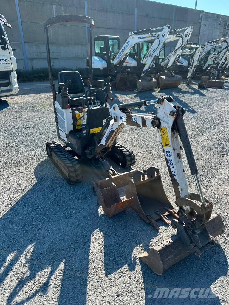 Bobcat E10z Mini kotrók < 7t