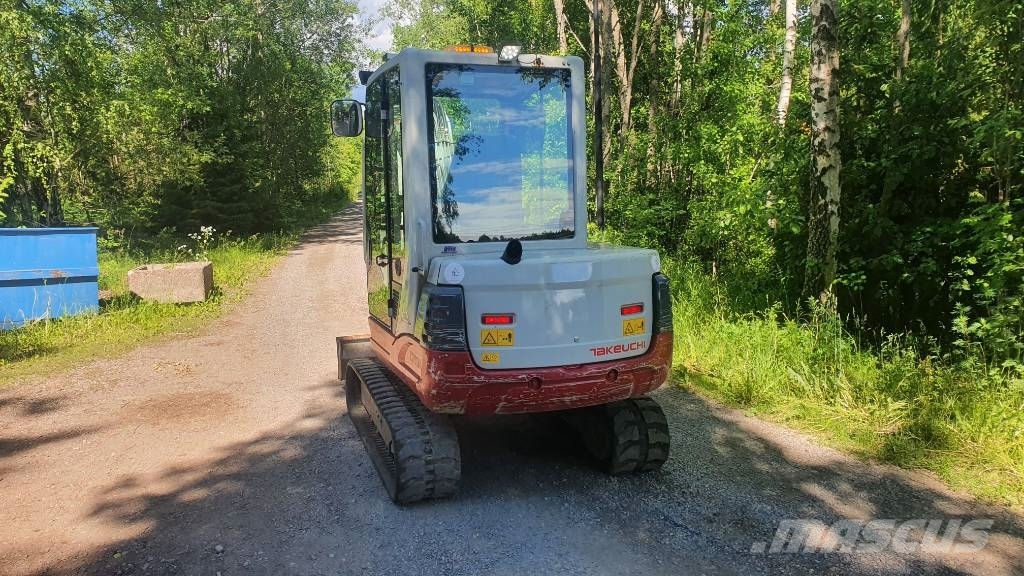 Takeuchi TB235 Minigravemaskiner