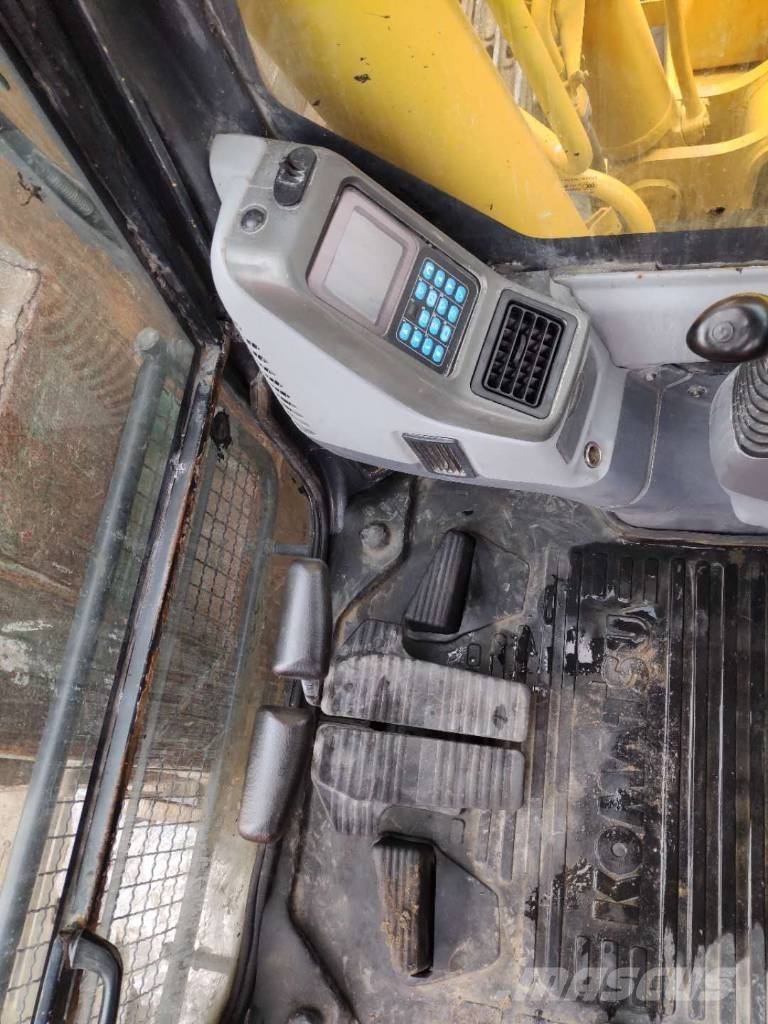 Komatsu PC 300-7 Εκσκαφείς με ερπύστριες