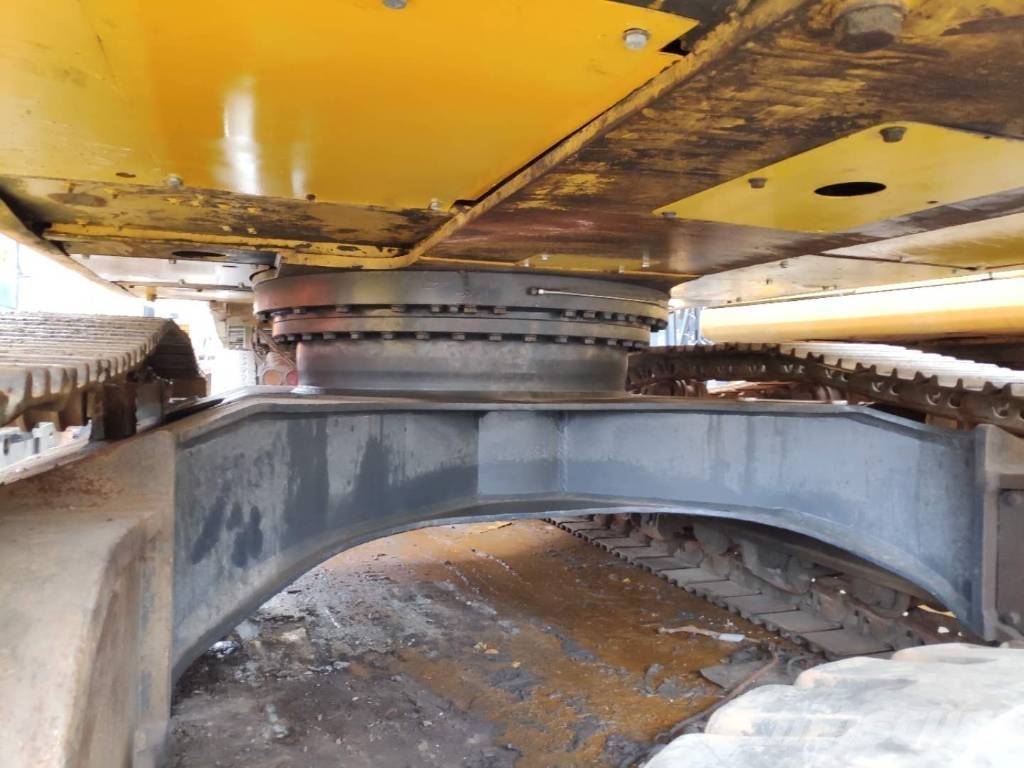 Komatsu PC 300-7 Εκσκαφείς με ερπύστριες
