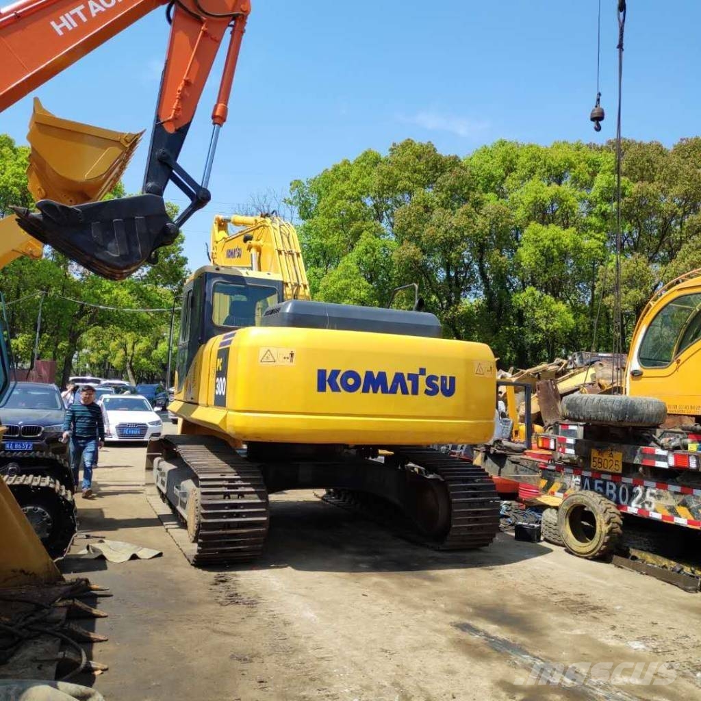 Komatsu PC 300-7 Εκσκαφείς με ερπύστριες