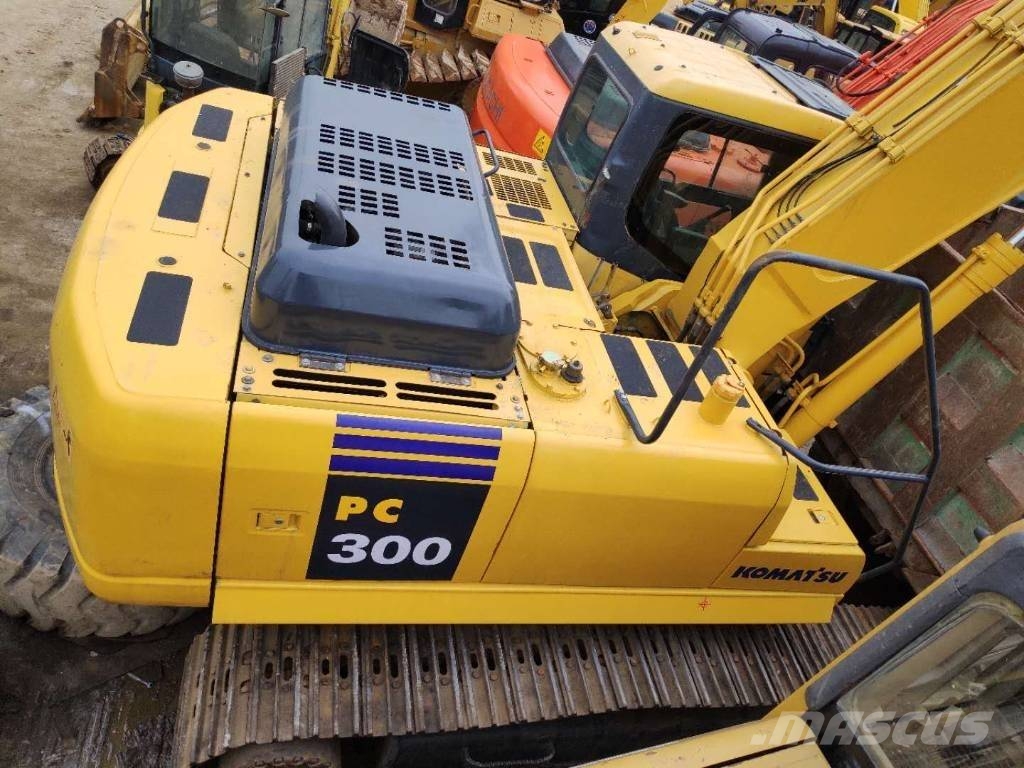 Komatsu PC 300-7 Εκσκαφείς με ερπύστριες
