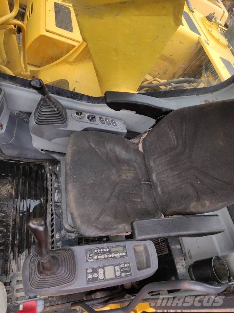 Komatsu PC 300-7 Εκσκαφείς με ερπύστριες