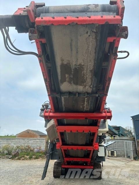 Sandvik QJ 241 Mobilne drobilice