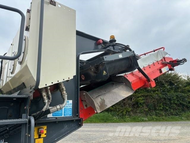 Sandvik QJ 241 Mobilne drobilice