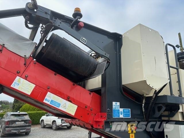 Sandvik QJ 241 Mobilne drobilice