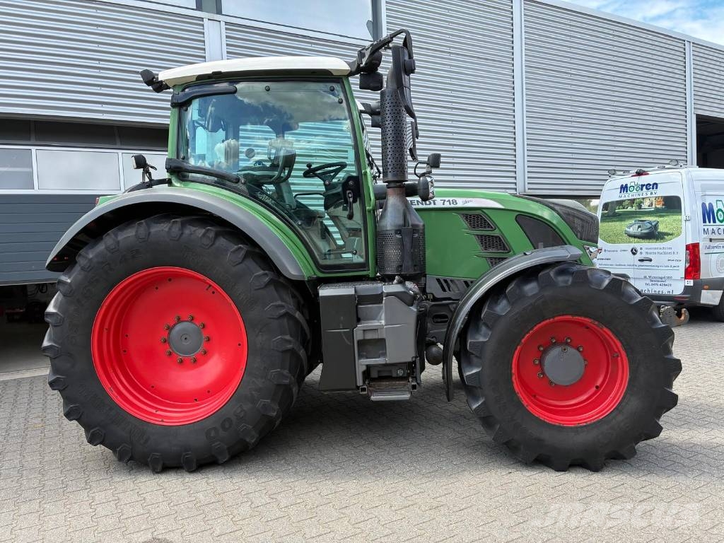Fendt 718 Vario SCR tractor Traktörler