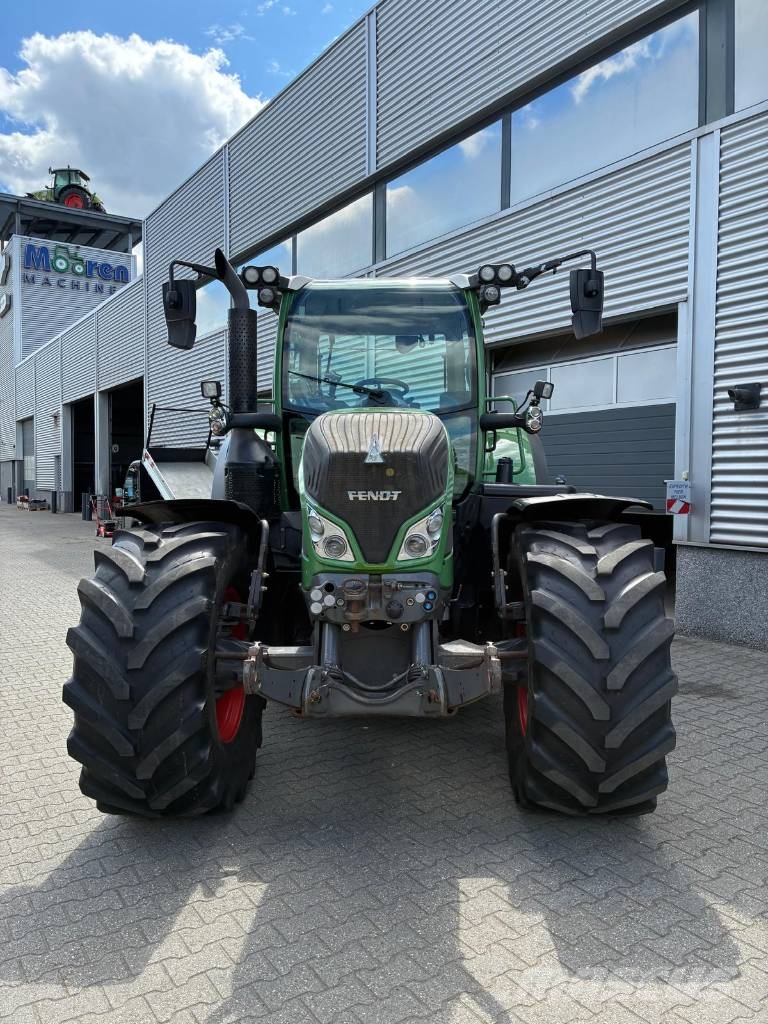 Fendt 718 Vario SCR tractor Traktörler
