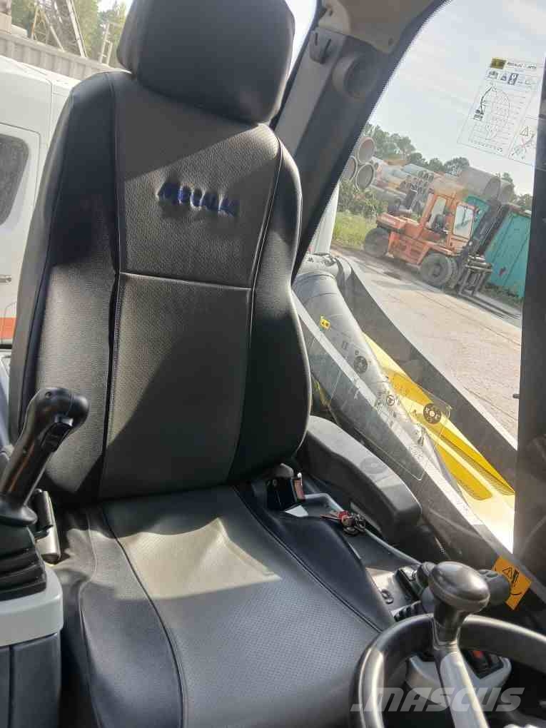 Mecalac 12 MTX Escavatori gommati