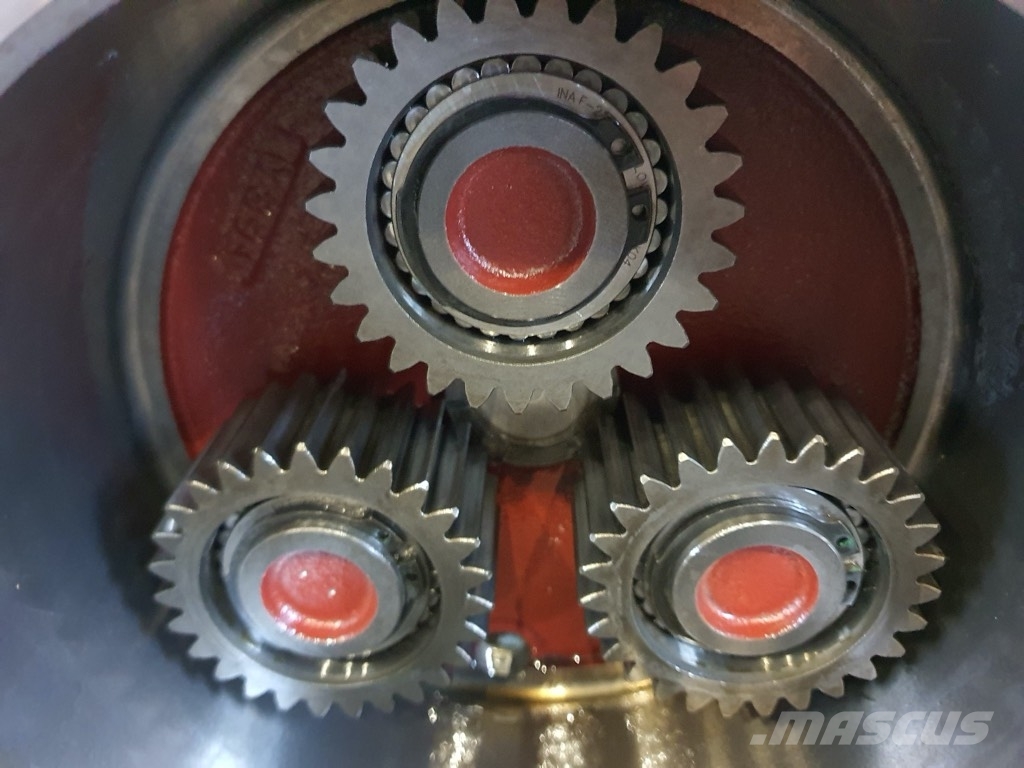 Liebherr L 508 C Front Axle F.128 轴