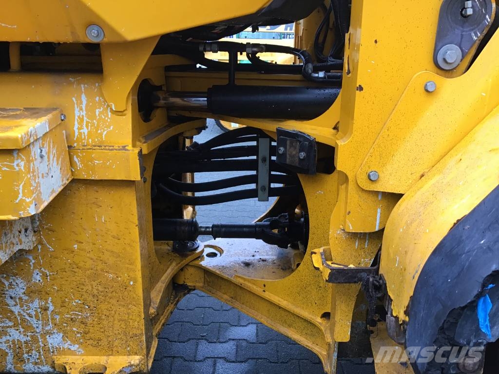 JCB 437 WHT T4F Chargeuse sur pneus