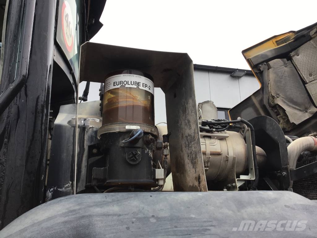 JCB 437 WHT T4F Chargeuse sur pneus