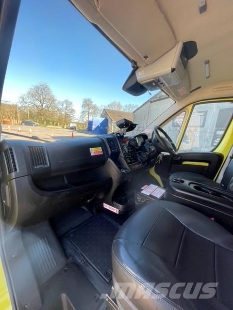 Fiat Ducato A&E Fiat Ducato A&E Box Body with Stryker P Ασθενοφόρα