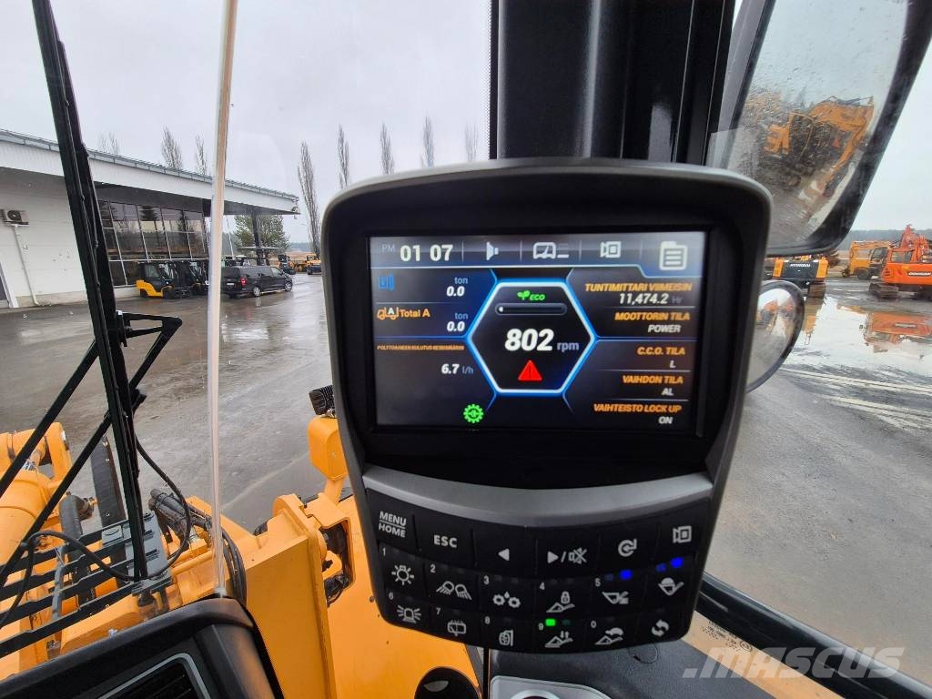 Hyundai HL 960 لوادر بعجل