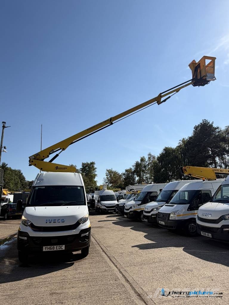 Iveco Daily Gardner Denver TDA145 Cherry Picker المنصات الهوائية المثبتة على شاحنة