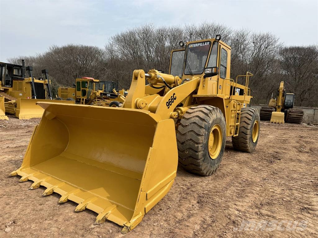 CAT 966C Incarcator pe pneuri