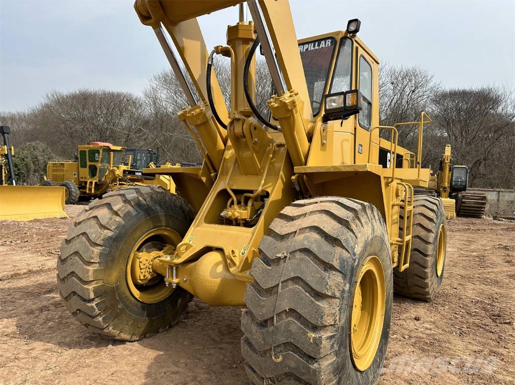 CAT 966C Incarcator pe pneuri